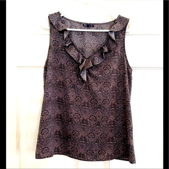 GAP Tops - GAP ruffle sleeveless top